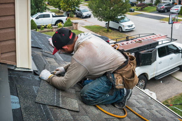 Professional Roofing technician working in Bloomington, MD
